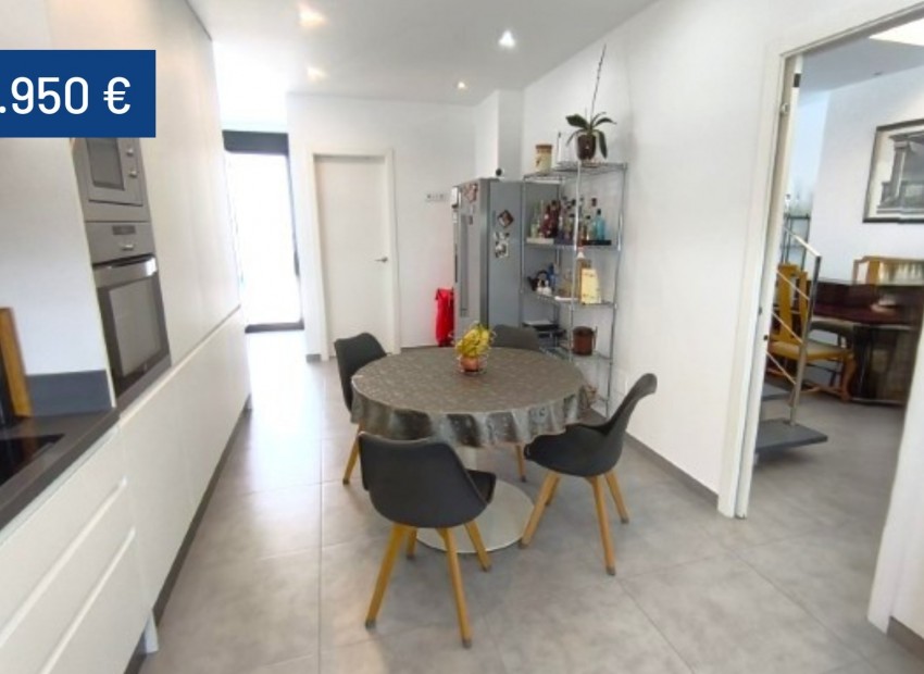 Resale - Villa -
Dolores