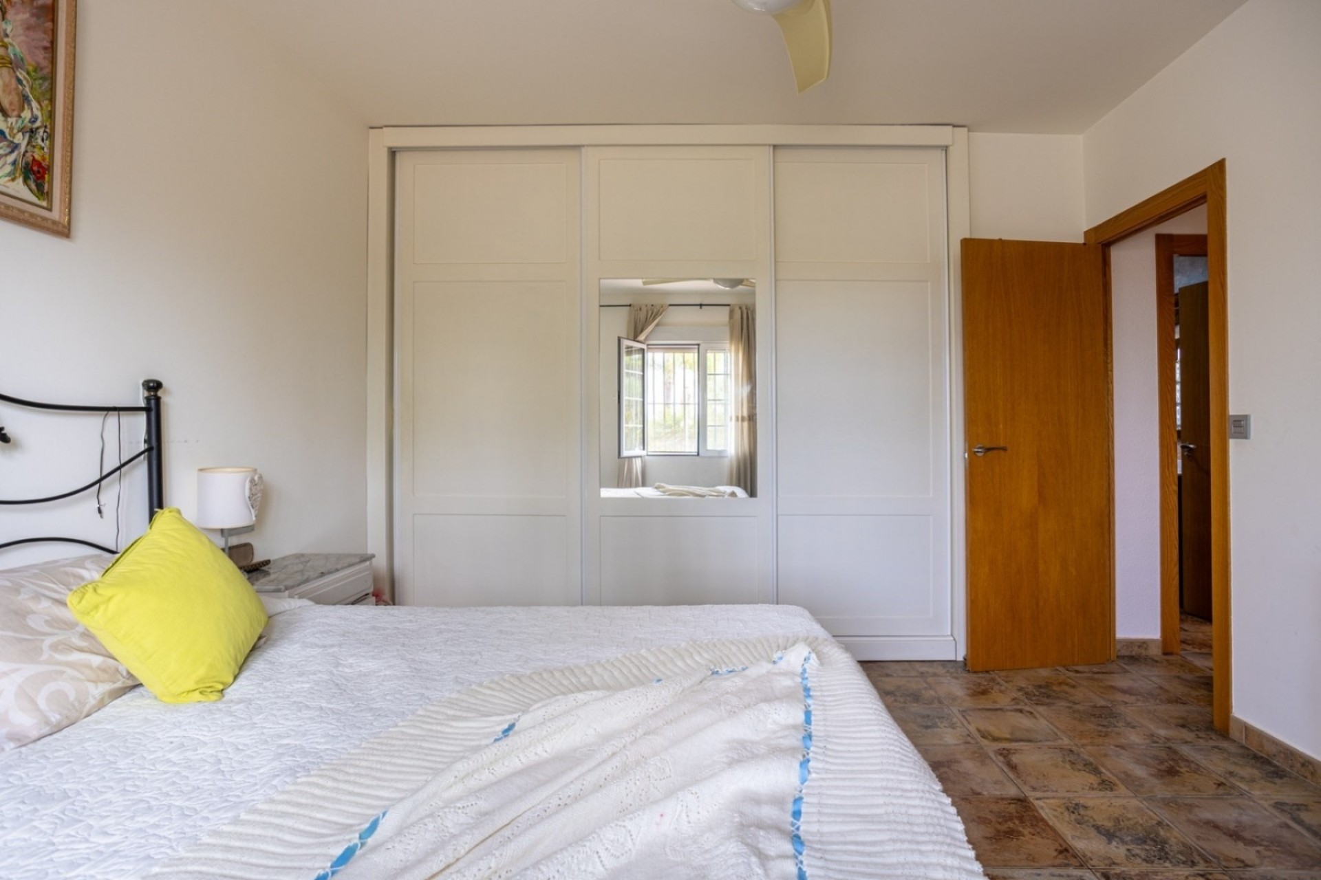 Resale - Villa -
Elche