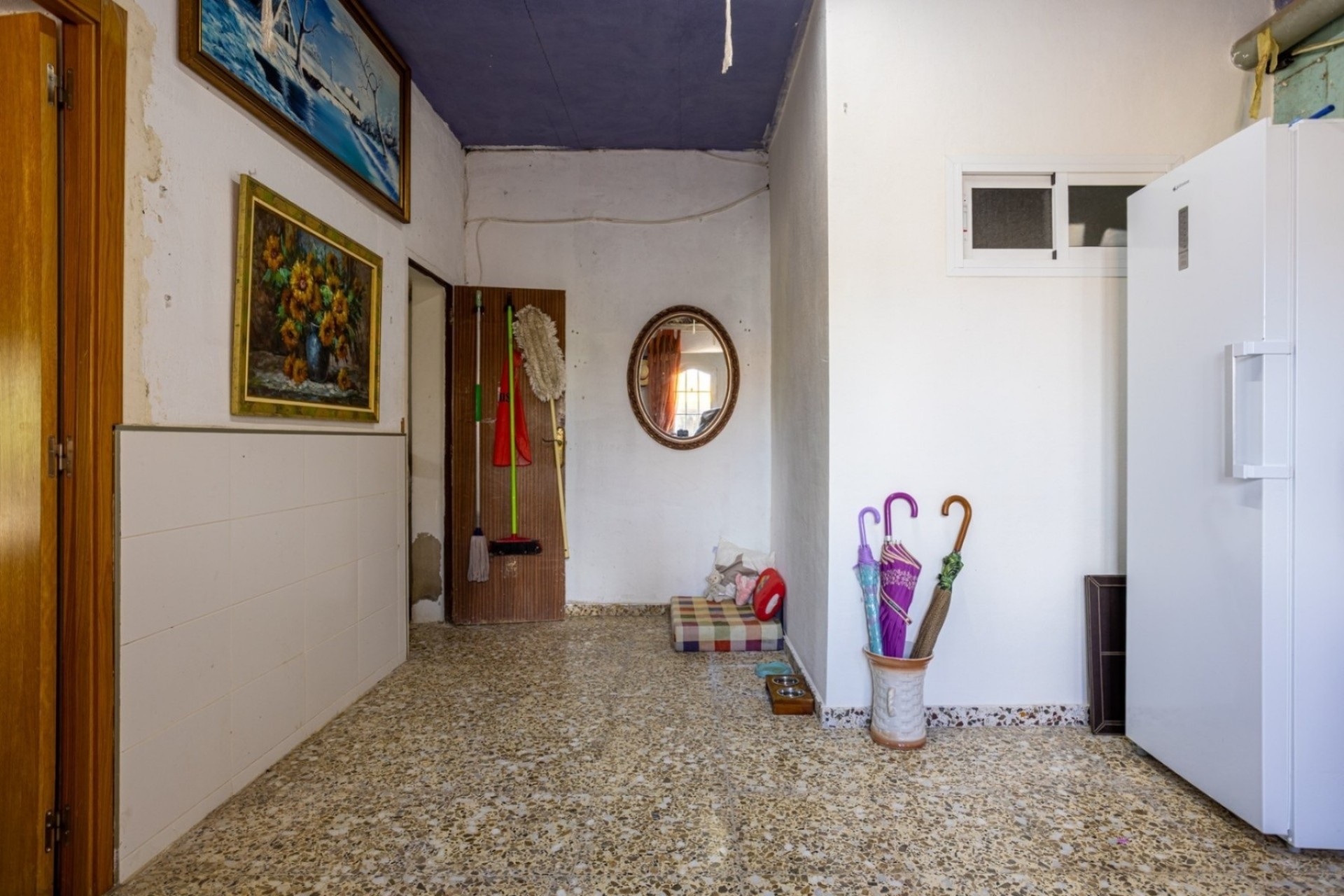 Resale - Villa -
Elche