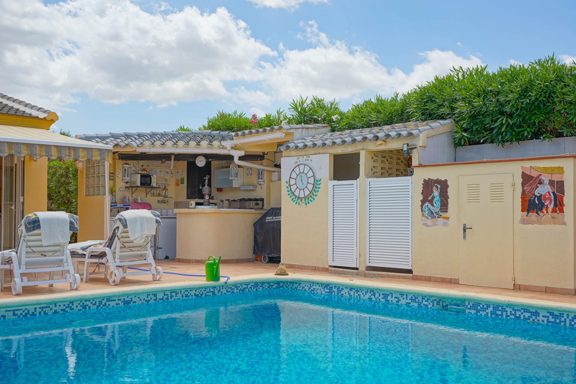 Resale - Villa -
Els Poblets - Center