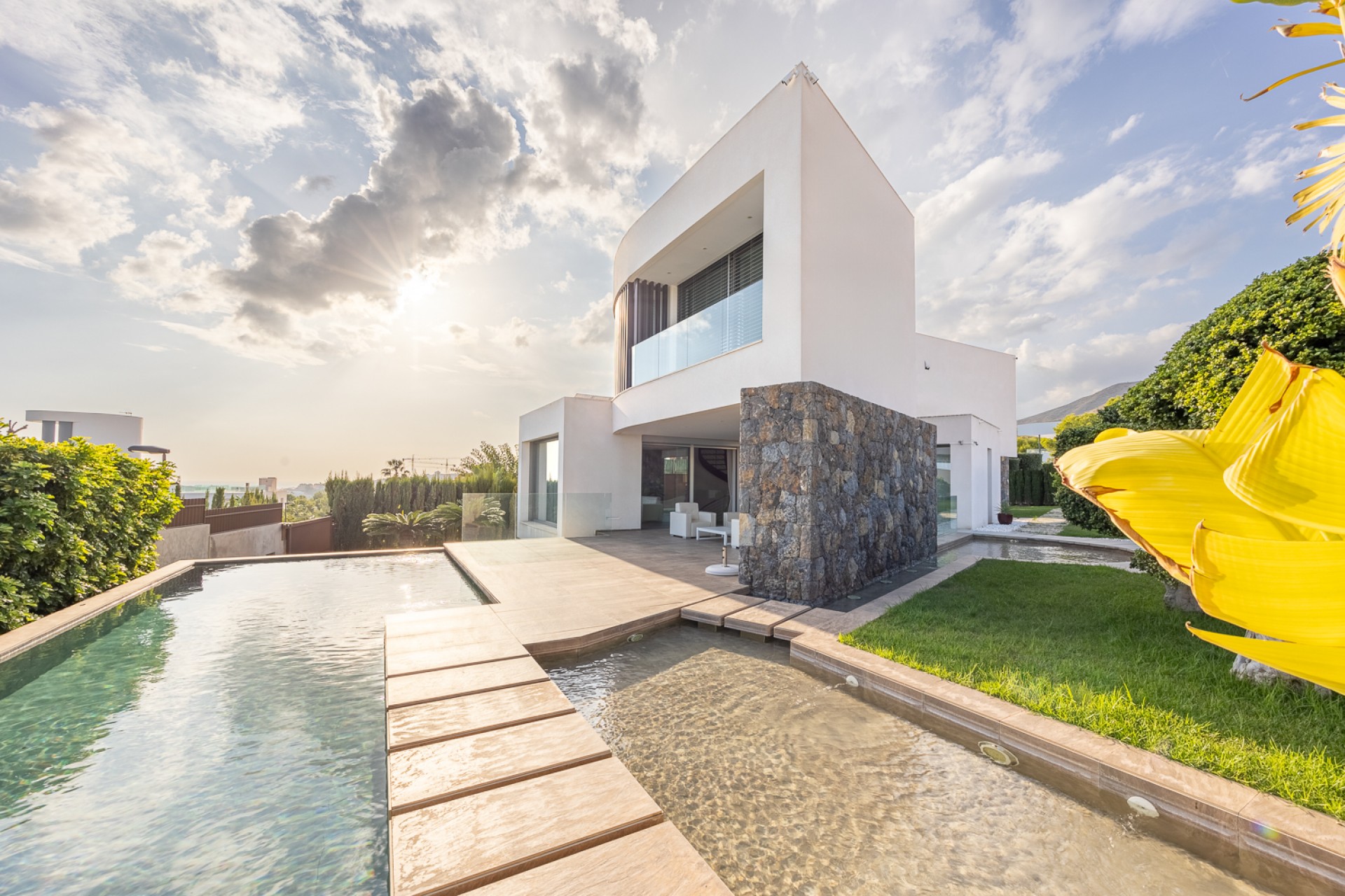 Resale - Villa -
Finestrat - Golf Bahia