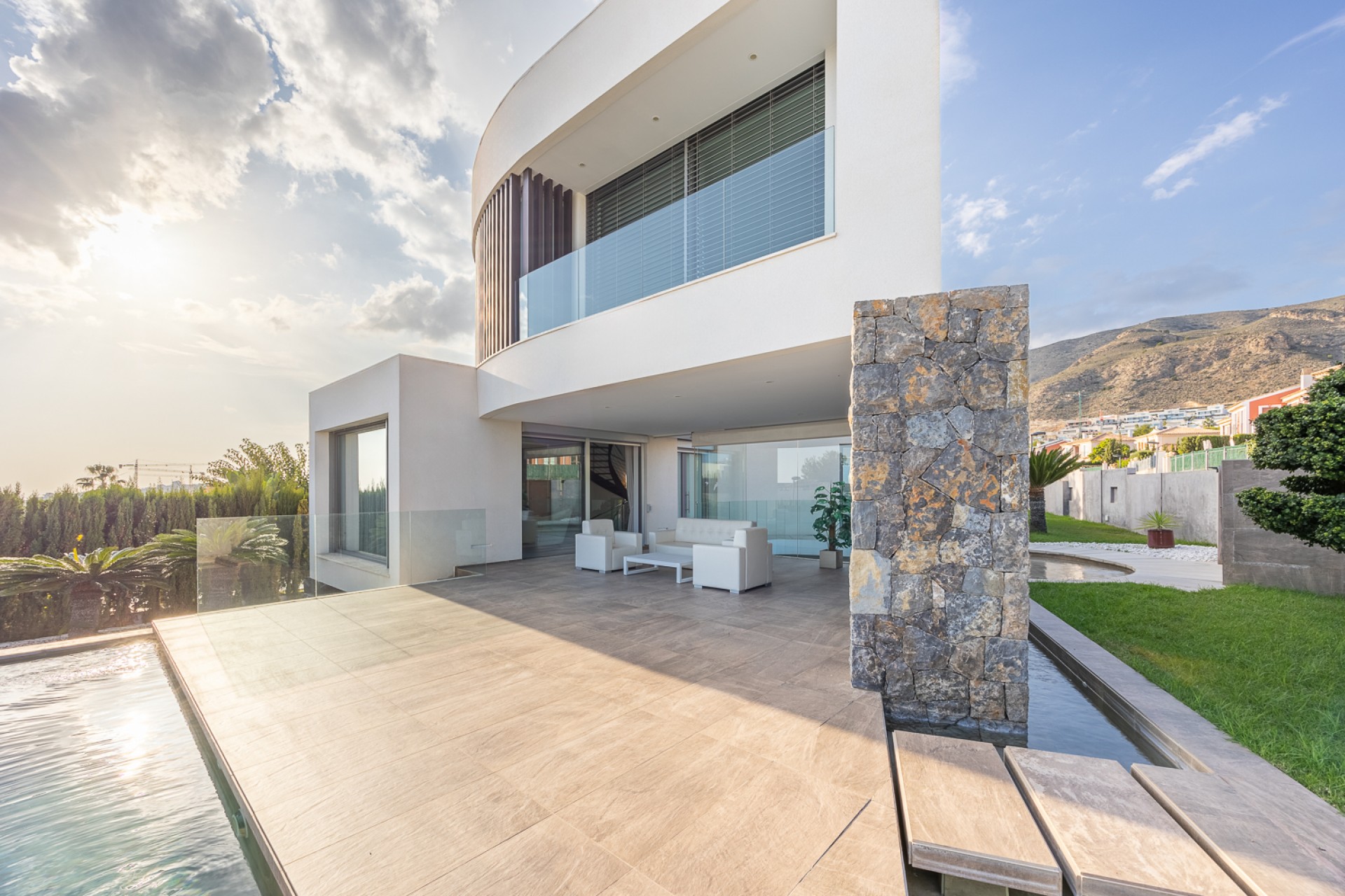 Resale - Villa -
Finestrat - Golf Bahia