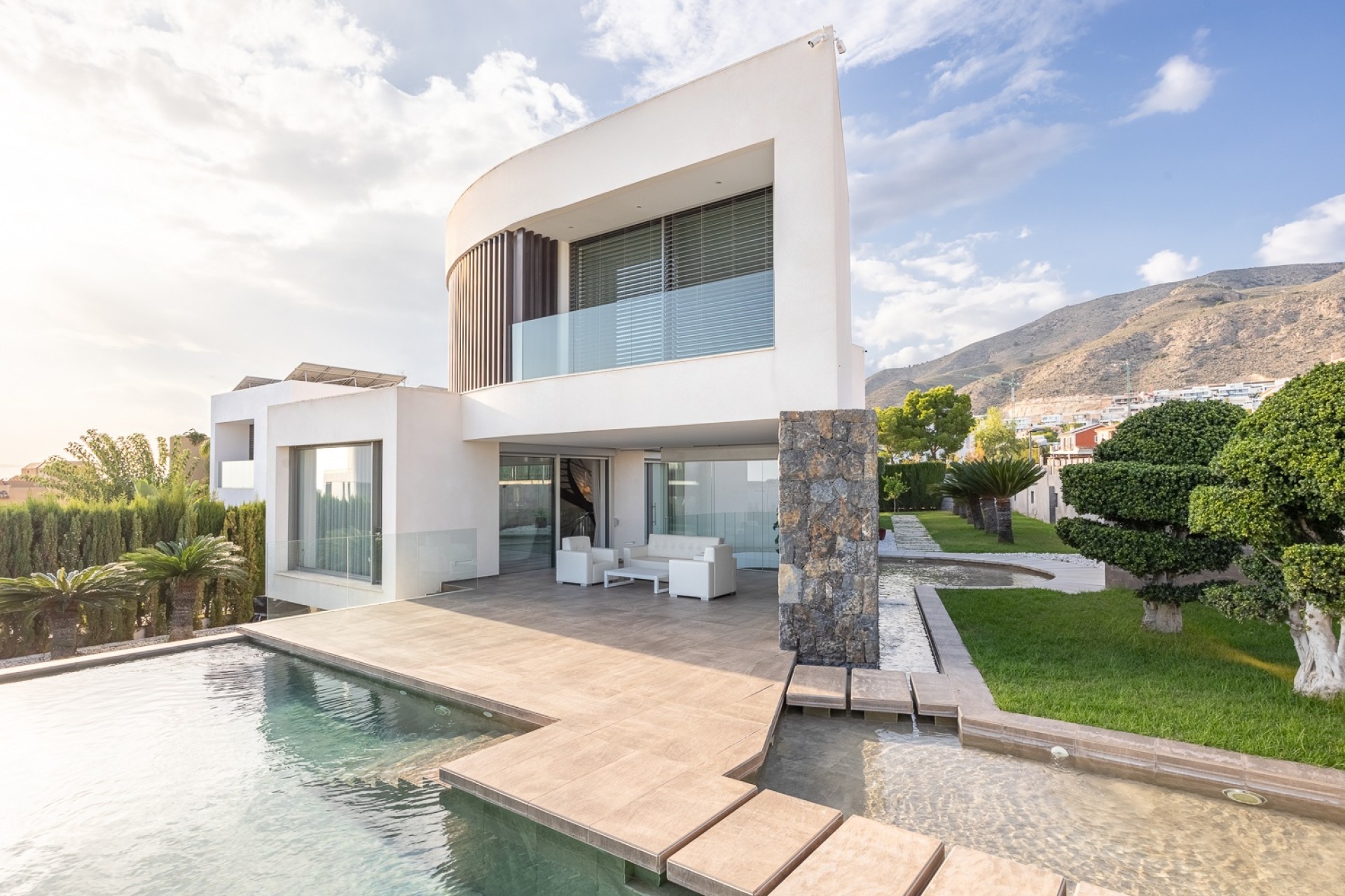 Resale - Villa -
Finestrat - Golf Bahia