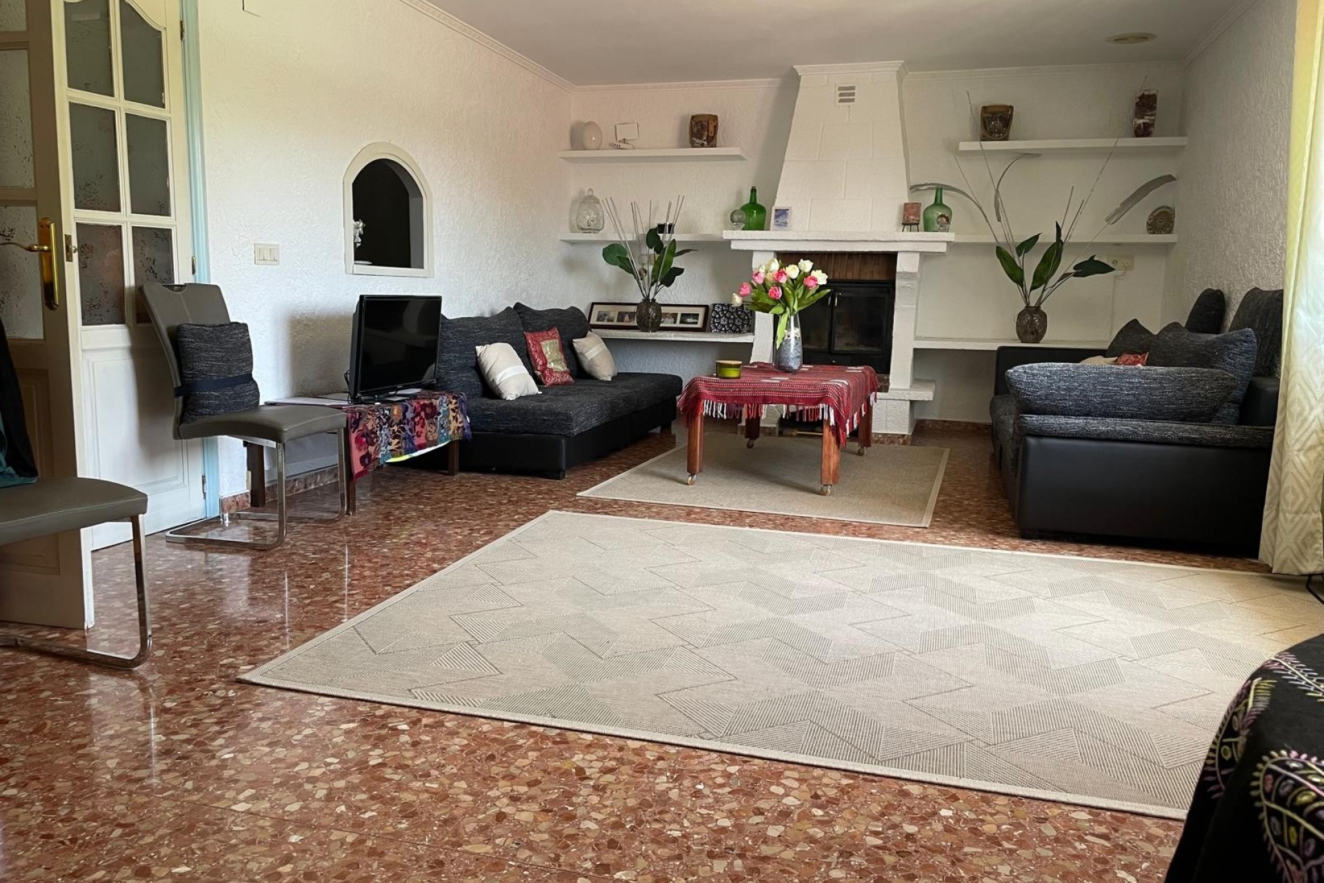 Resale - Villa -
Finestrat
