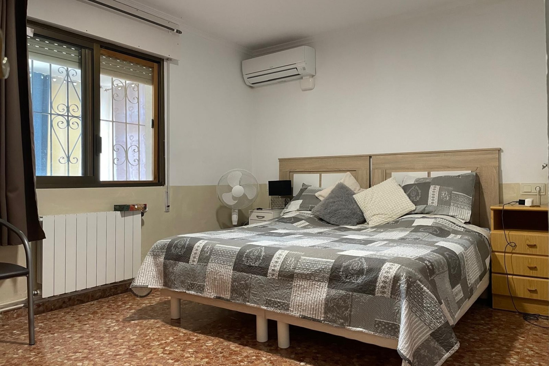 Resale - Villa -
Finestrat