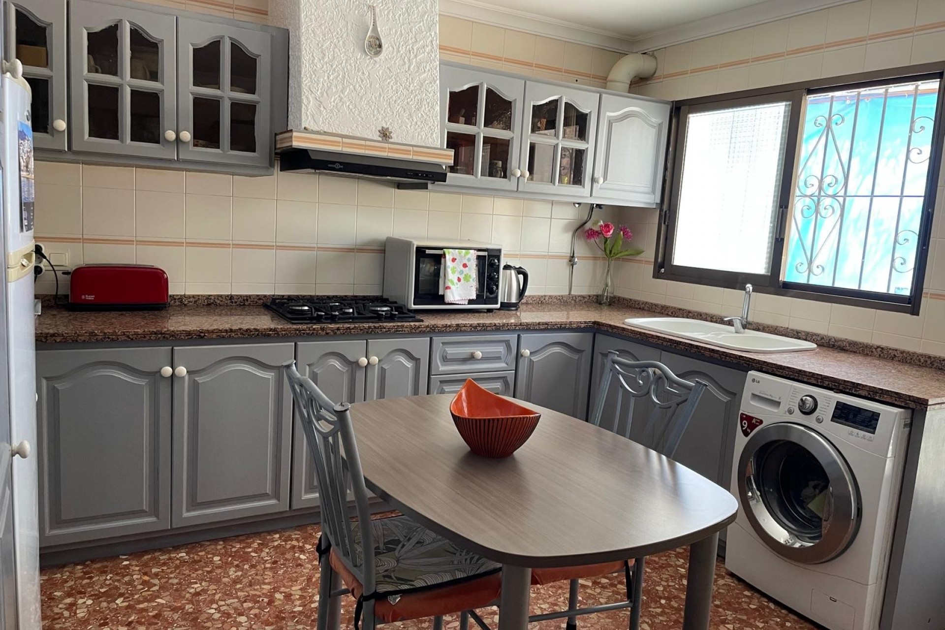 Resale - Villa -
Finestrat