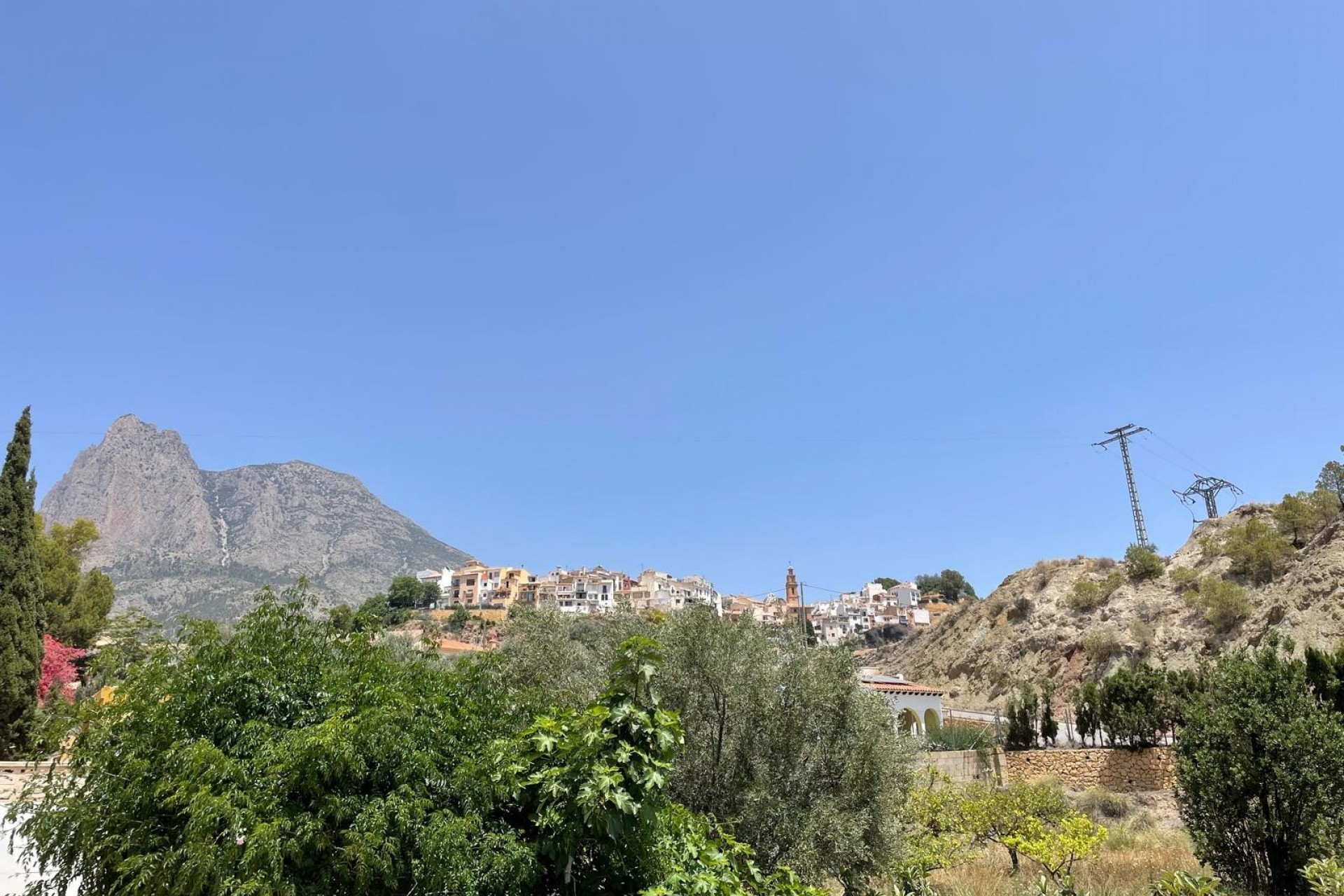 Resale - Villa -
Finestrat