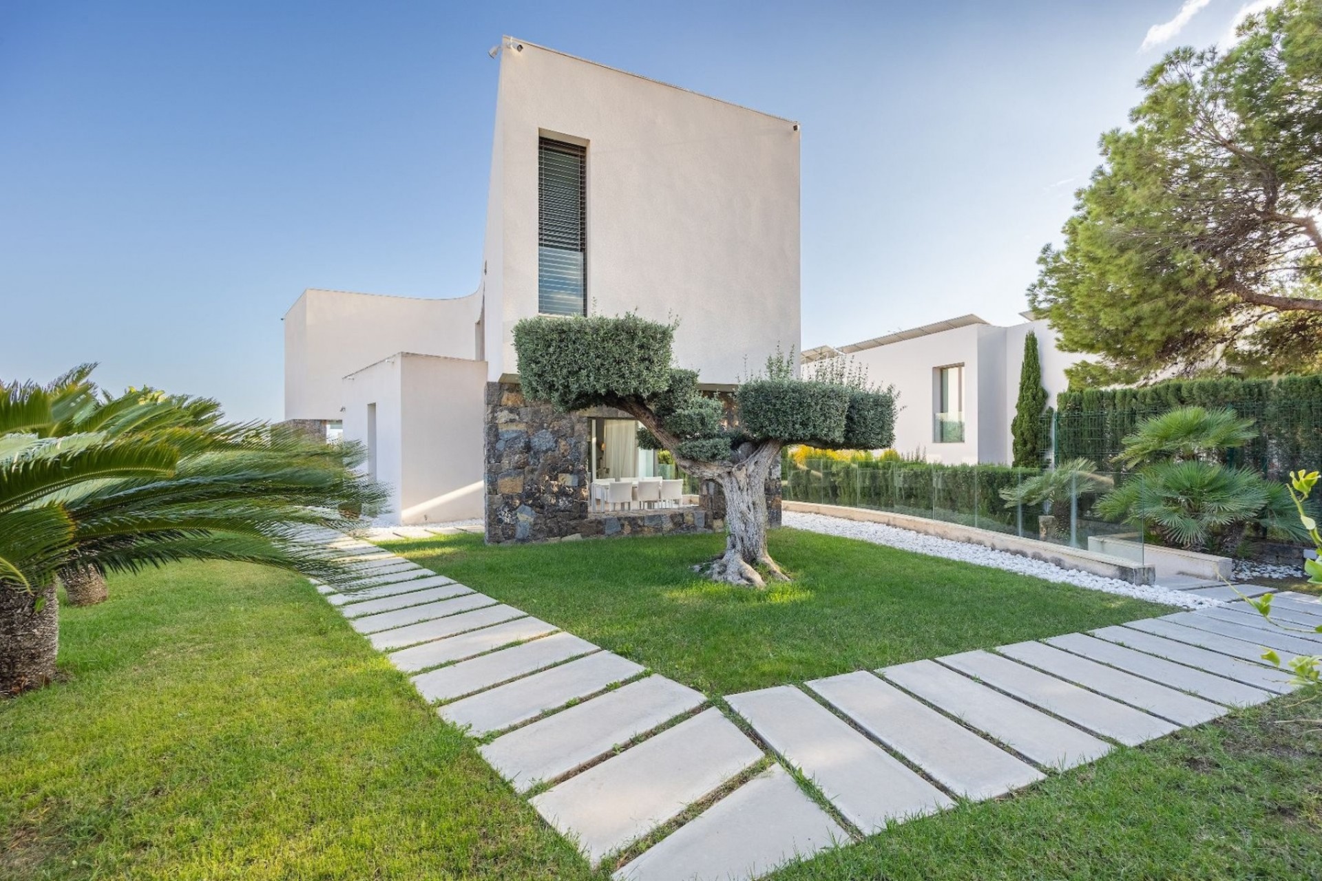 Resale - Villa -
Finestrat