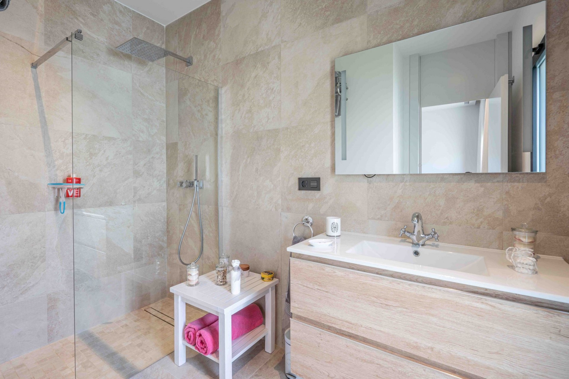 Resale - Villa -
Finestrat