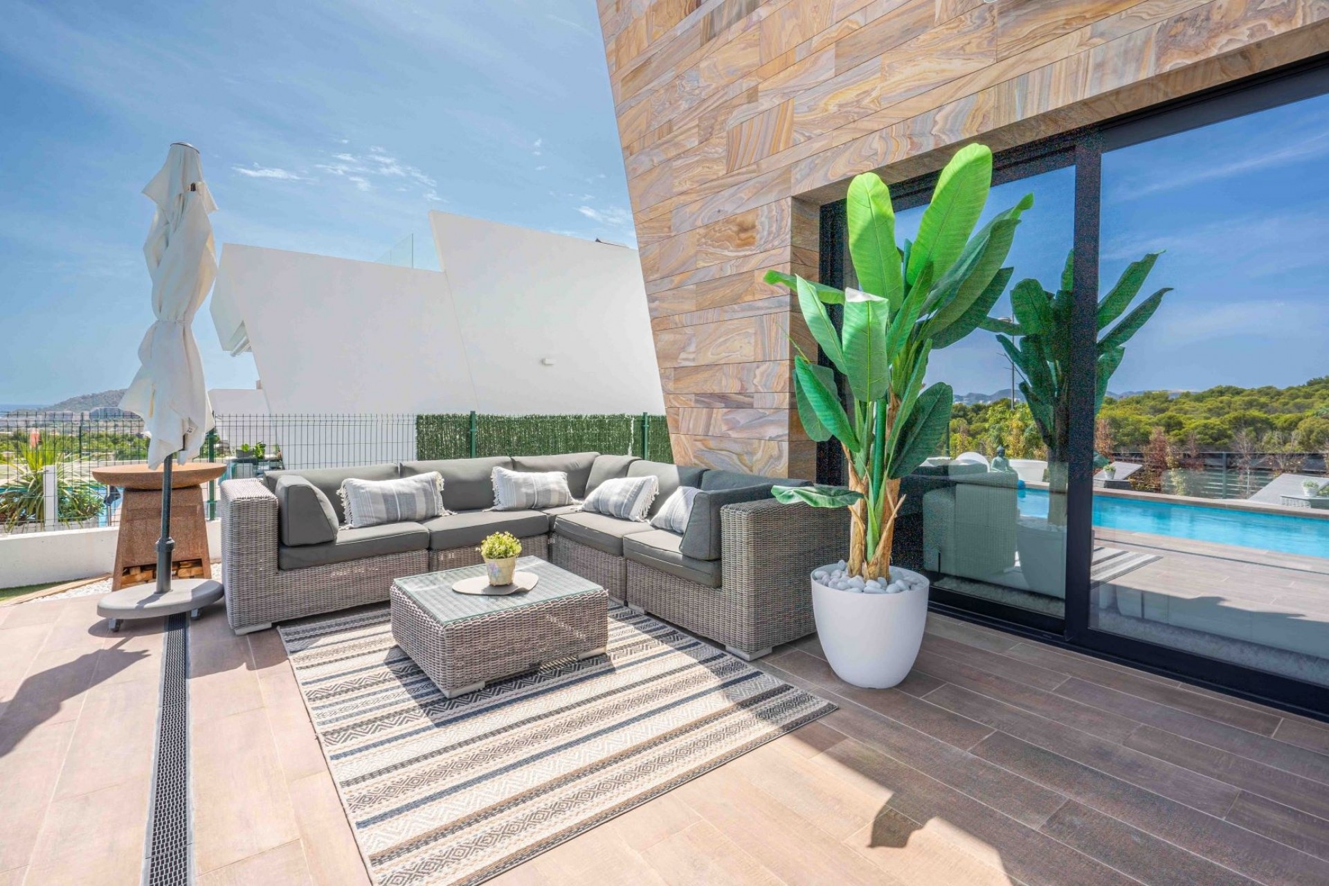 Resale - Villa -
Finestrat