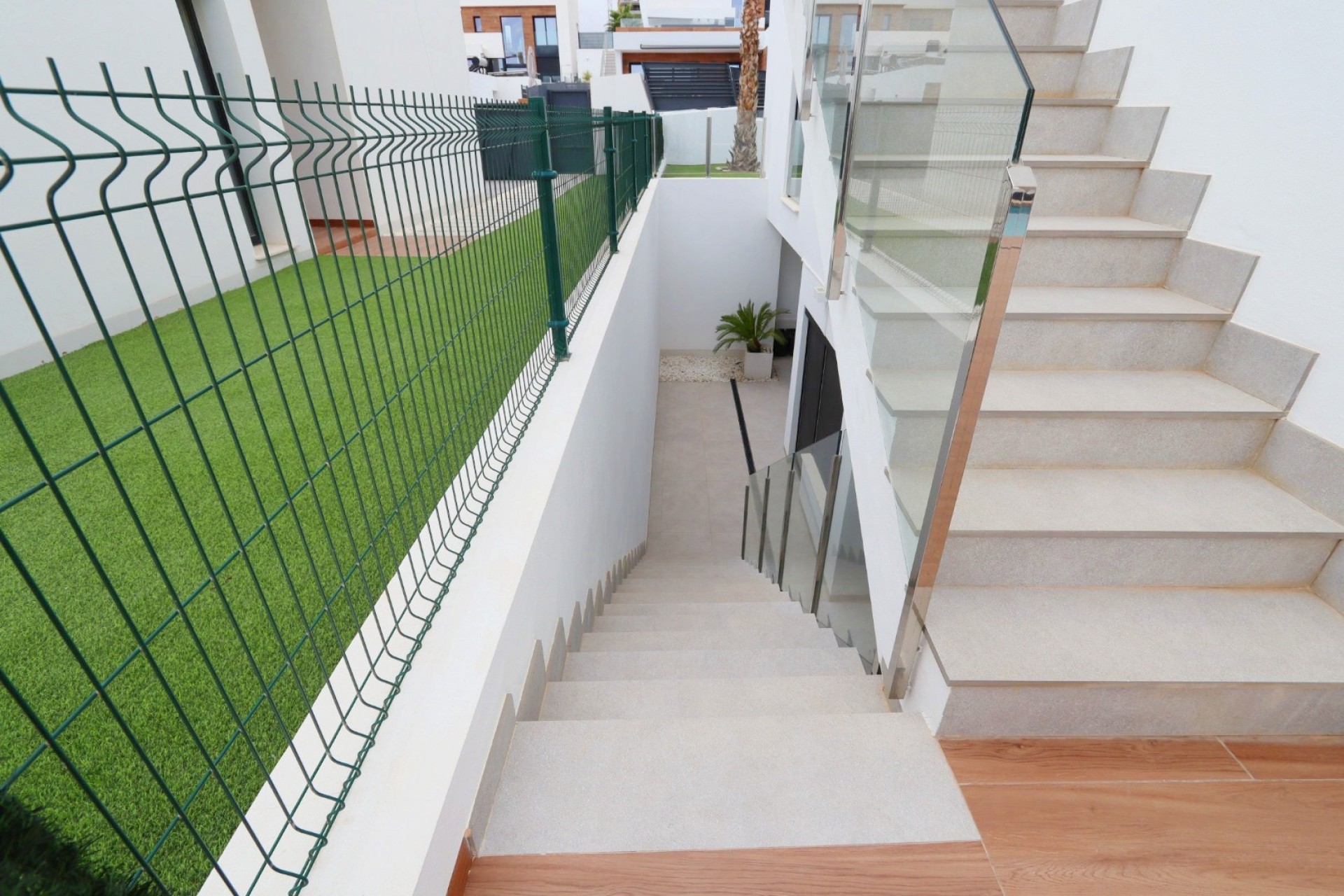 Resale - Villa -
Finestrat