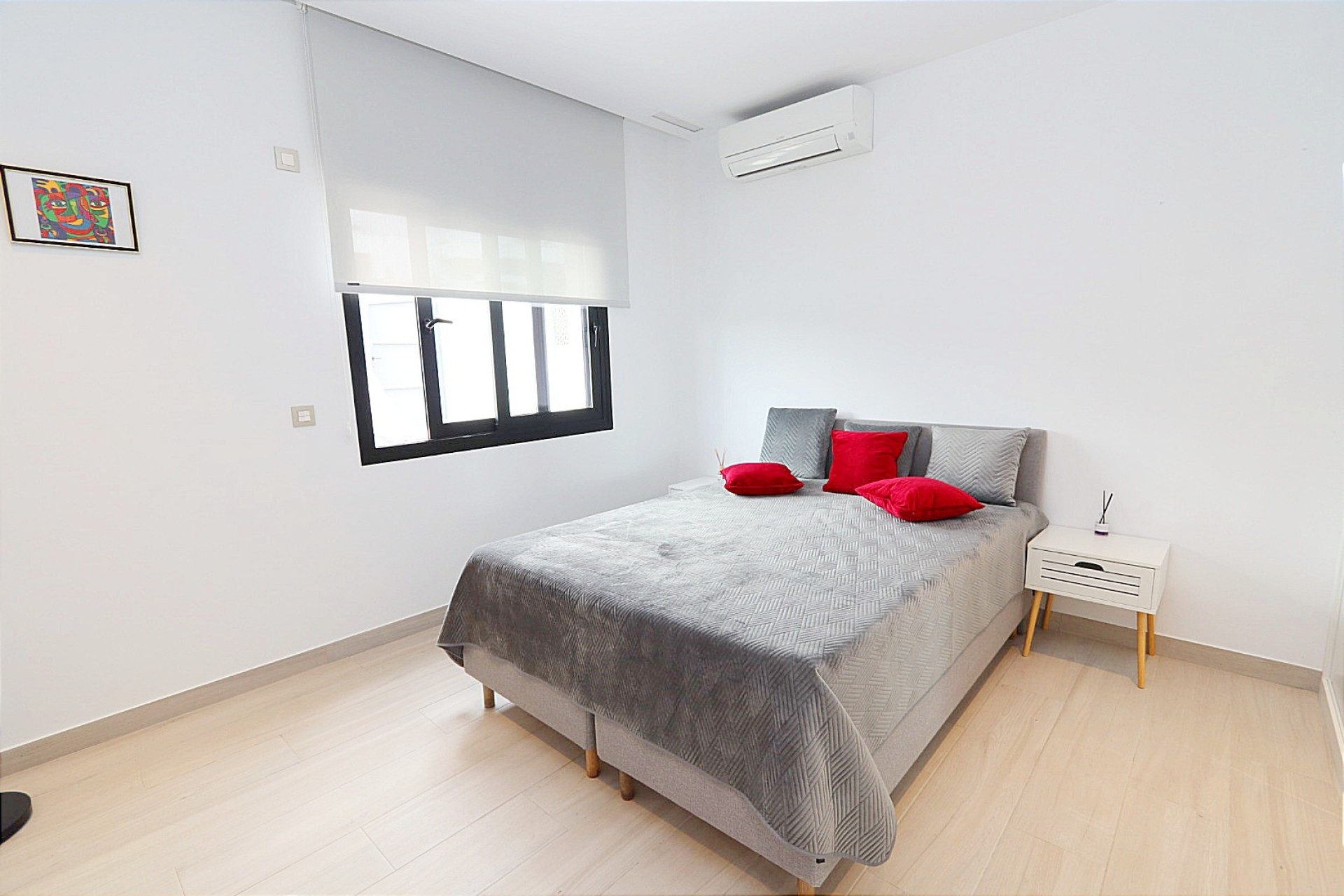 Resale - Villa -
Finestrat