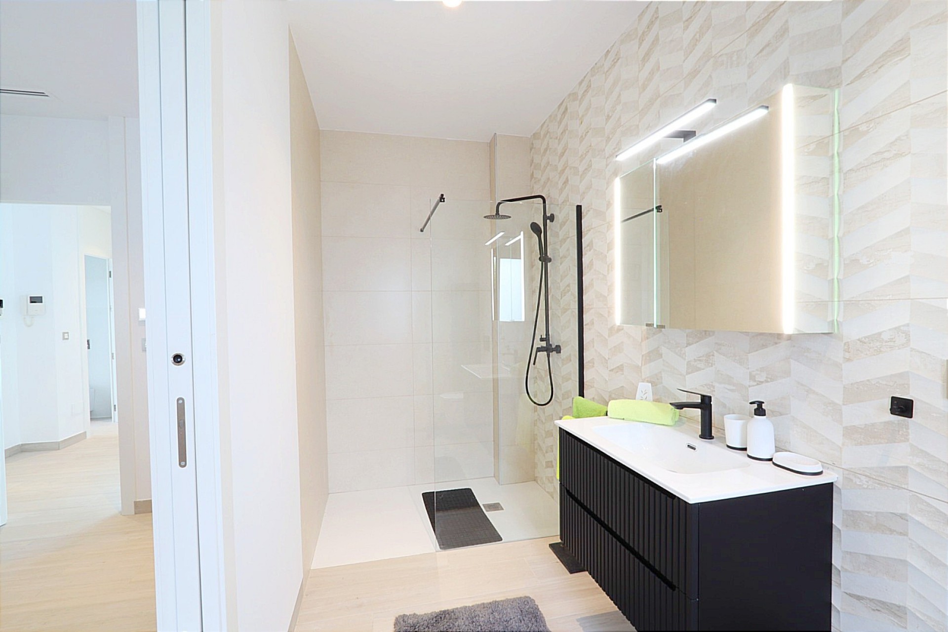Resale - Villa -
Finestrat