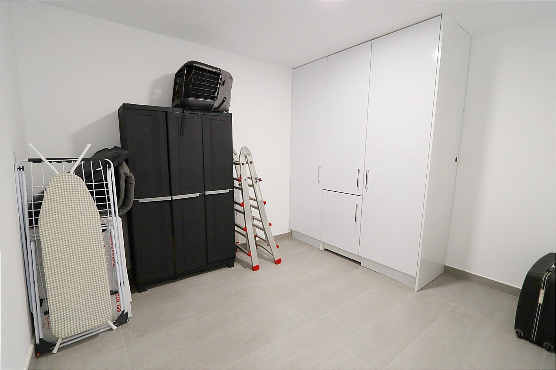 Resale - Villa -
Finestrat