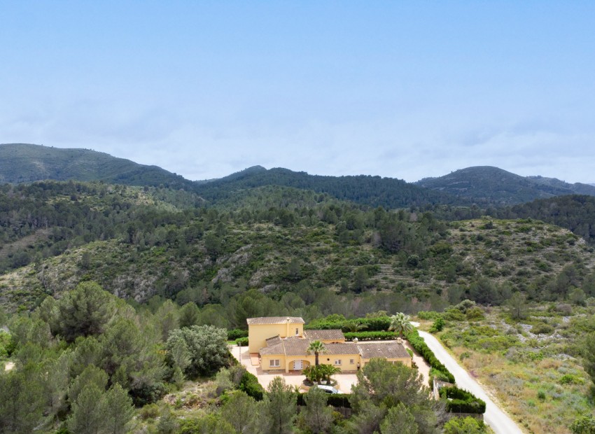 Resale - Villa -
Gata de Gorgos