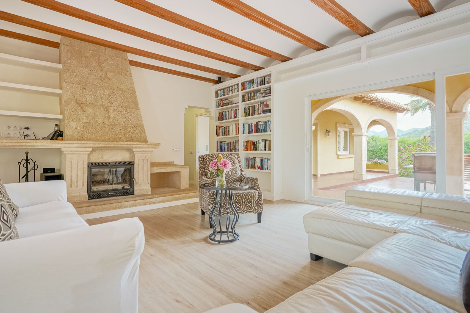 Resale - Villa -
Gata de Gorgos