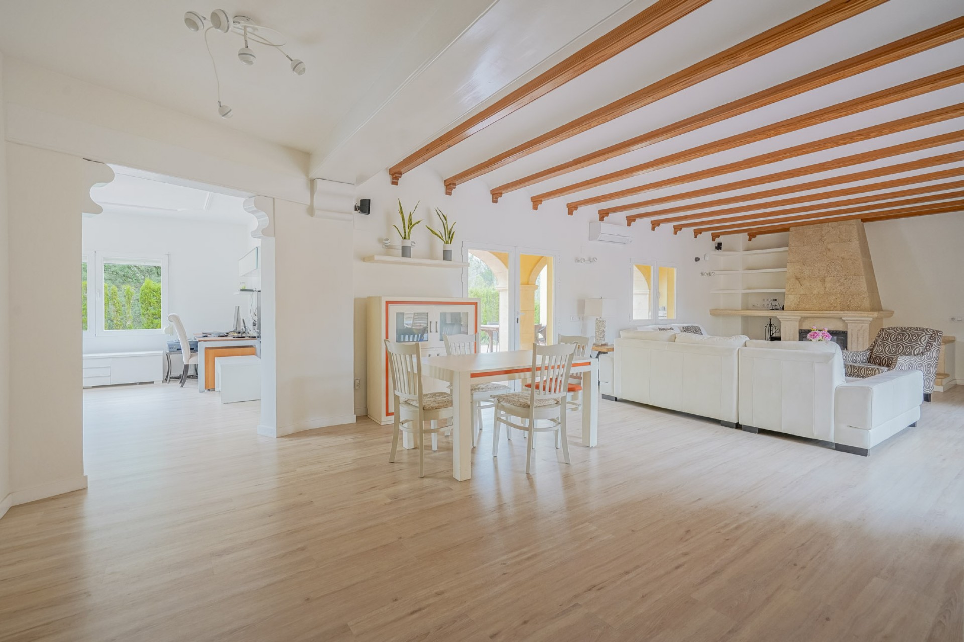 Resale - Villa -
Gata de Gorgos