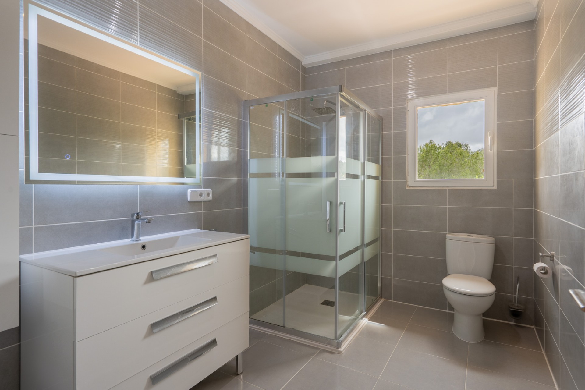 Resale - Villa -
Gata de Gorgos