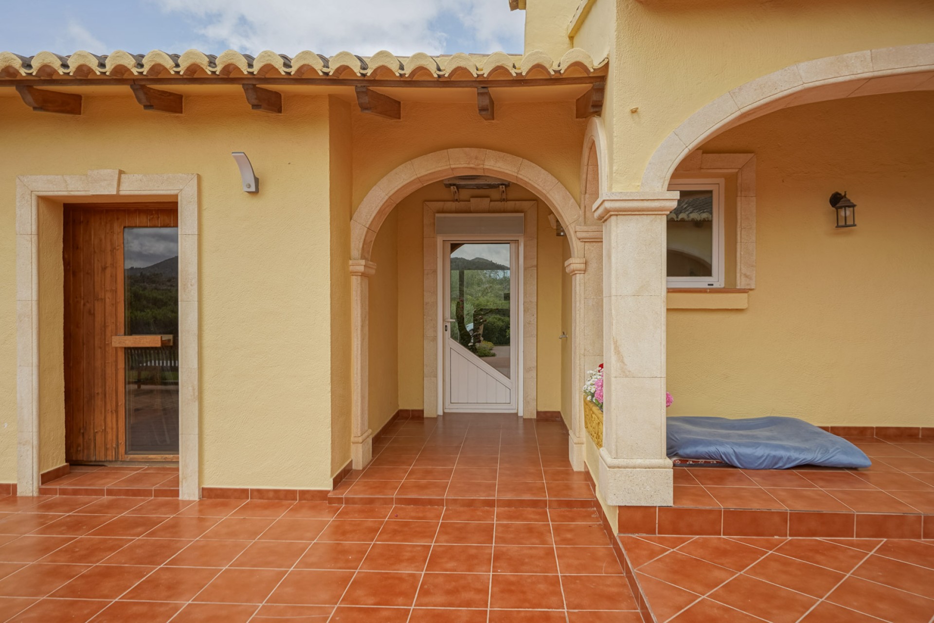 Resale - Villa -
Gata de Gorgos