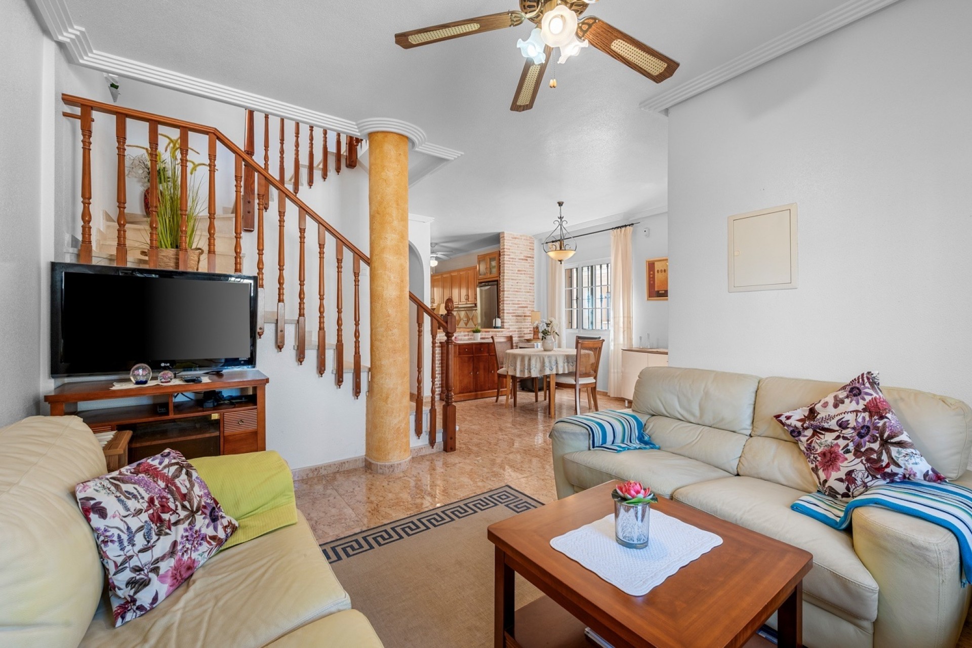 Resale - Villa -
Guardamar del Segura