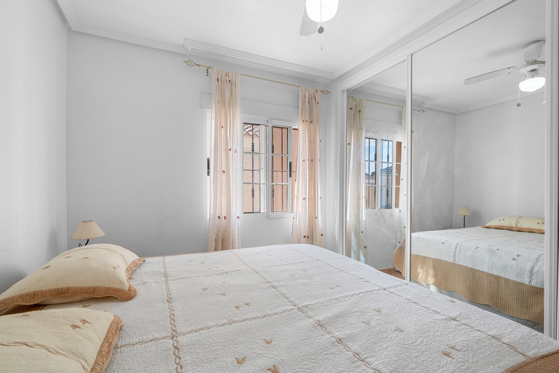Resale - Villa -
Guardamar del Segura