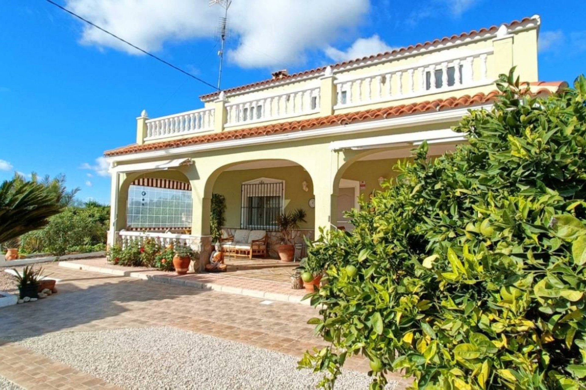 Resale - Villa -
Hondón de los Fráiles