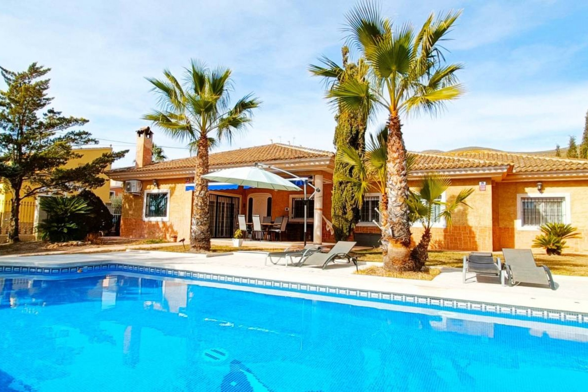 Resale - Villa -
Hondón de los Fráiles