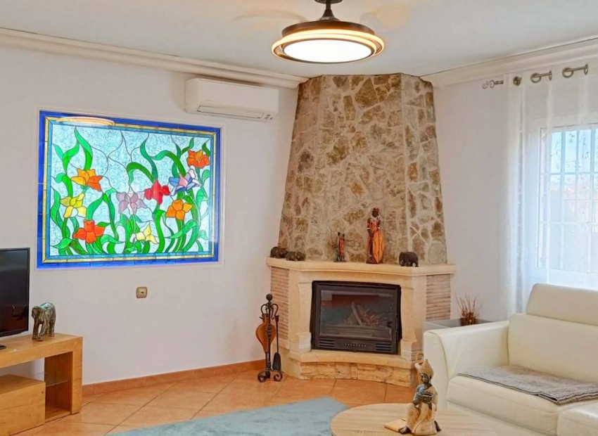 Resale - Villa -
Hondón de los Fráiles