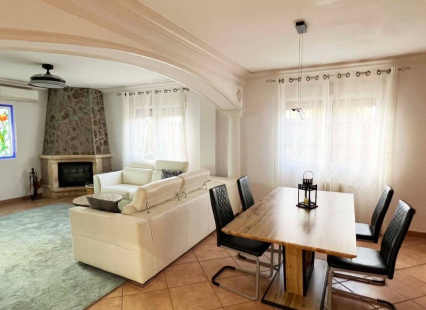 Resale - Villa -
Hondón de los Fráiles