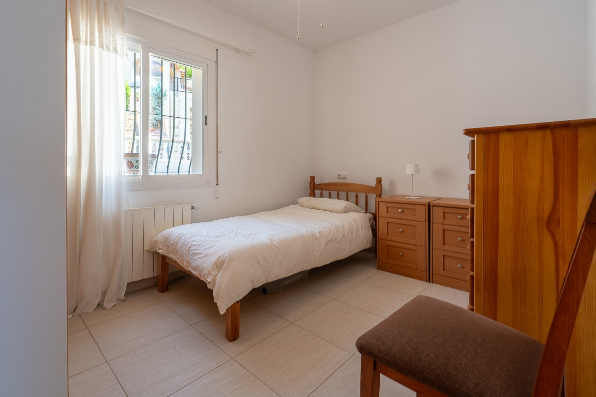Resale - Villa -
Jalón - La Almazara