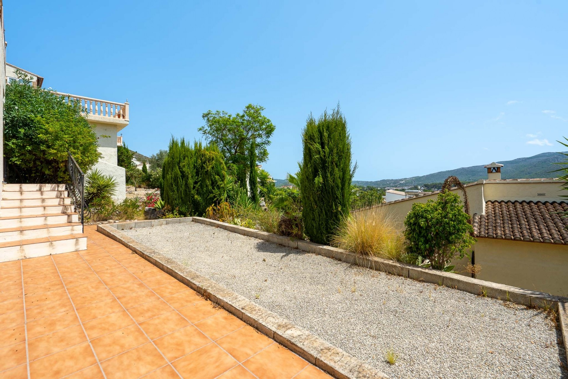 Resale - Villa -
Jalón - La Almazara