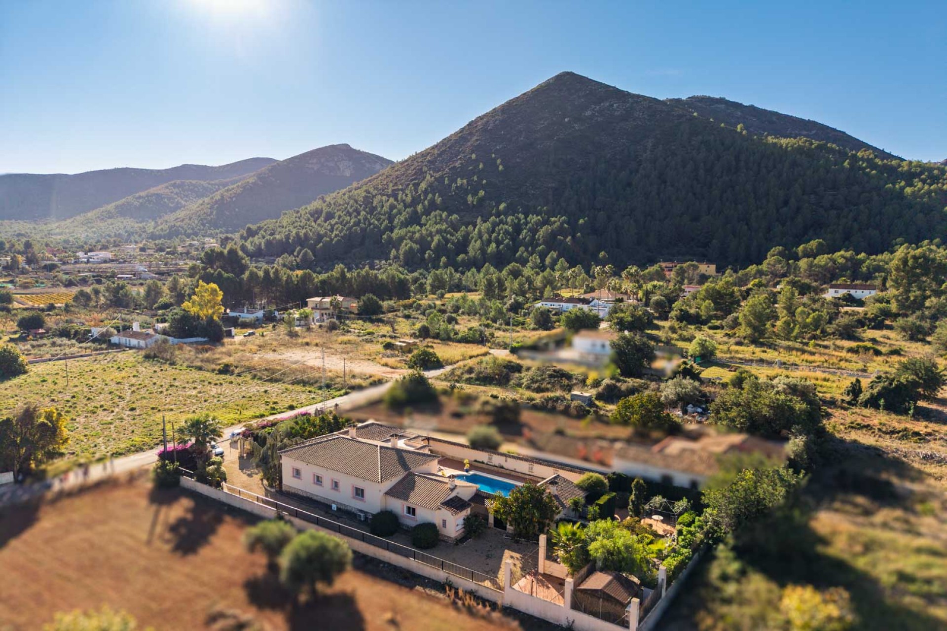 Resale - Villa -
Jalón