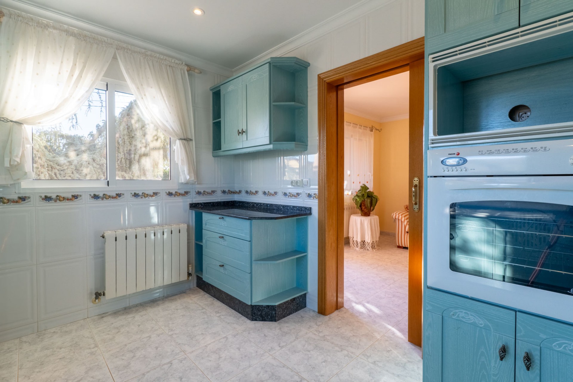 Resale - Villa -
Jalón