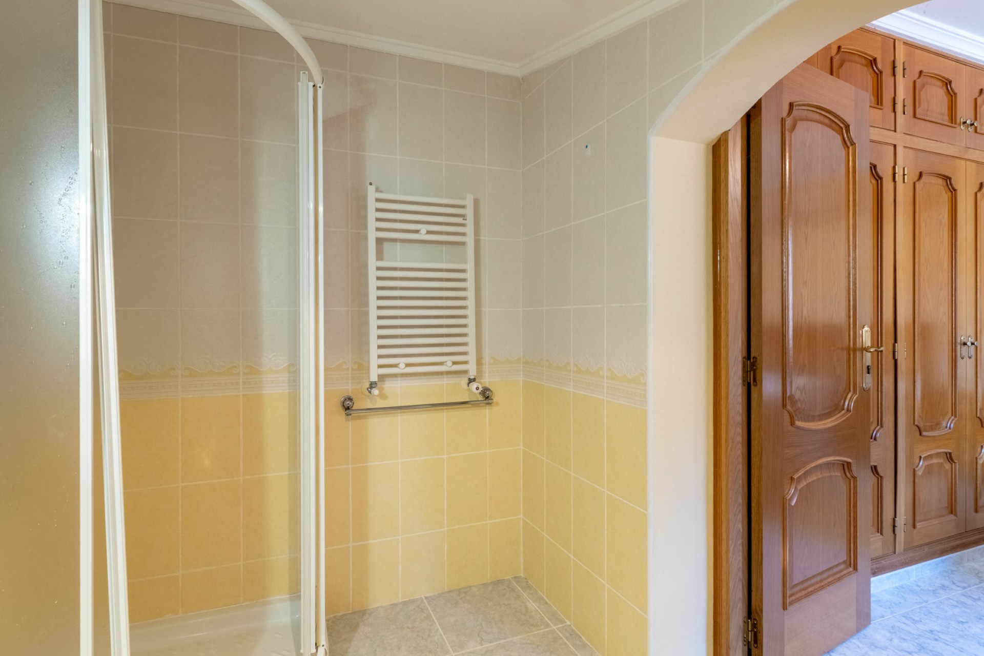 Resale - Villa -
Jalón