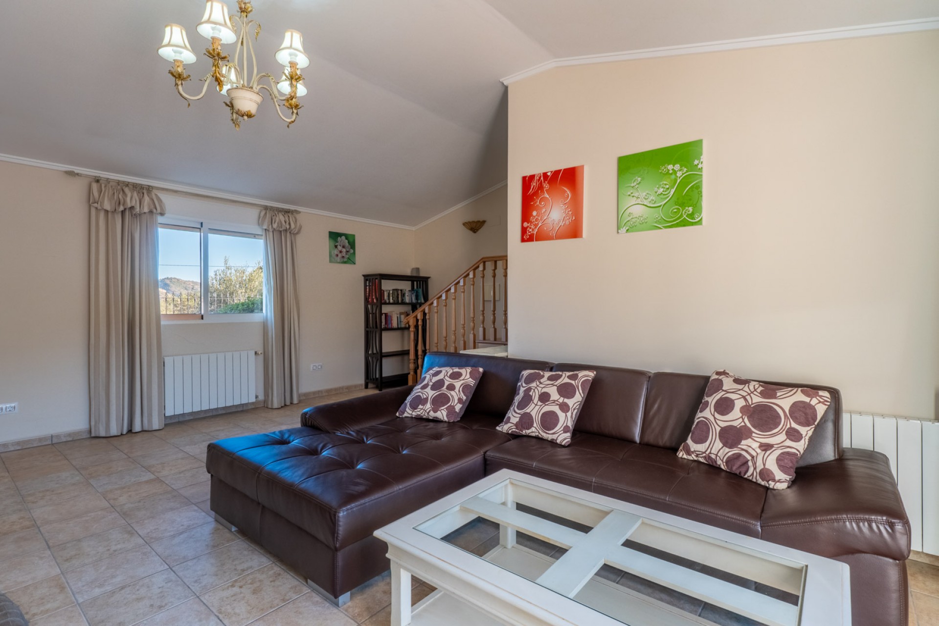 Resale - Villa -
Jalón