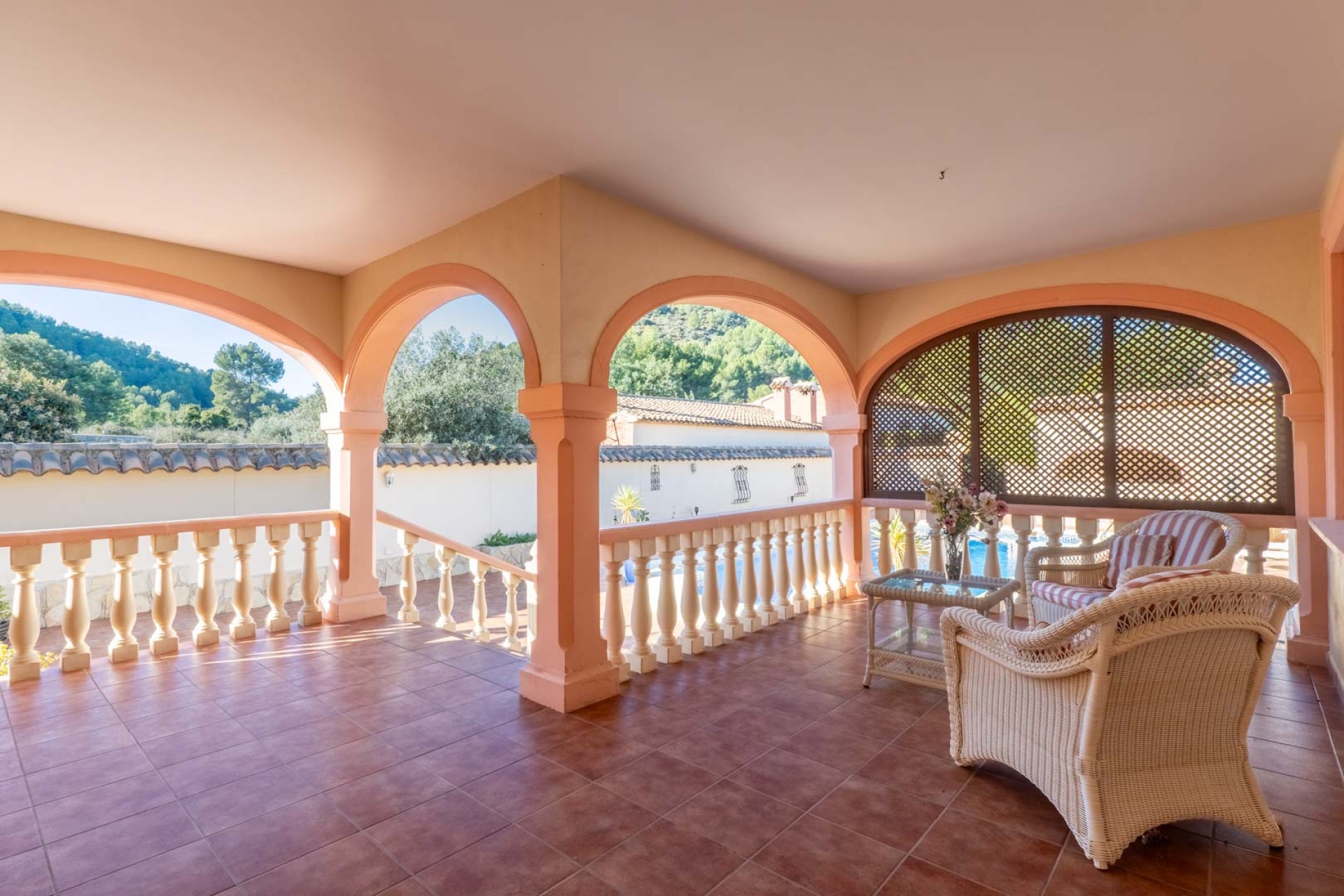 Resale - Villa -
Jalón