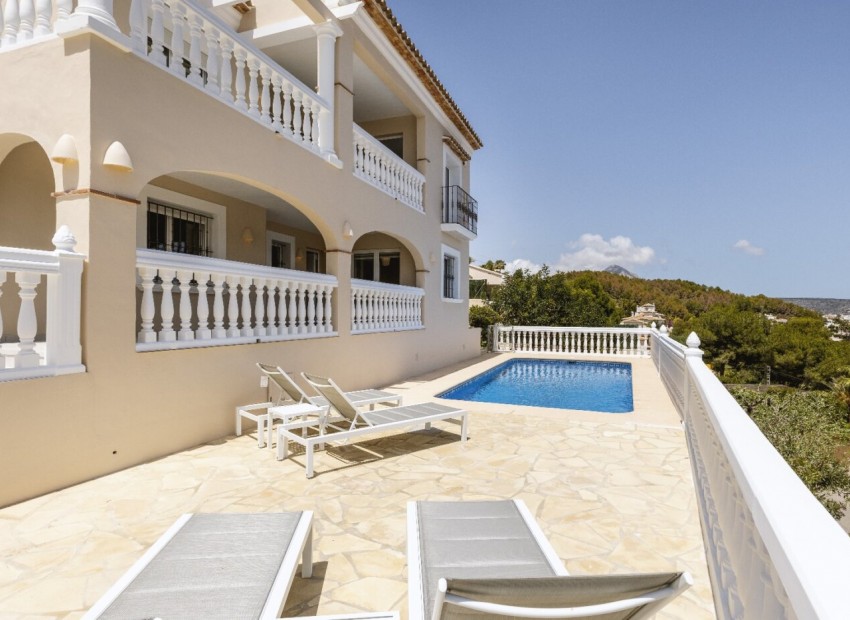 Resale - Villa -
Jávea - adsubia-toscamar