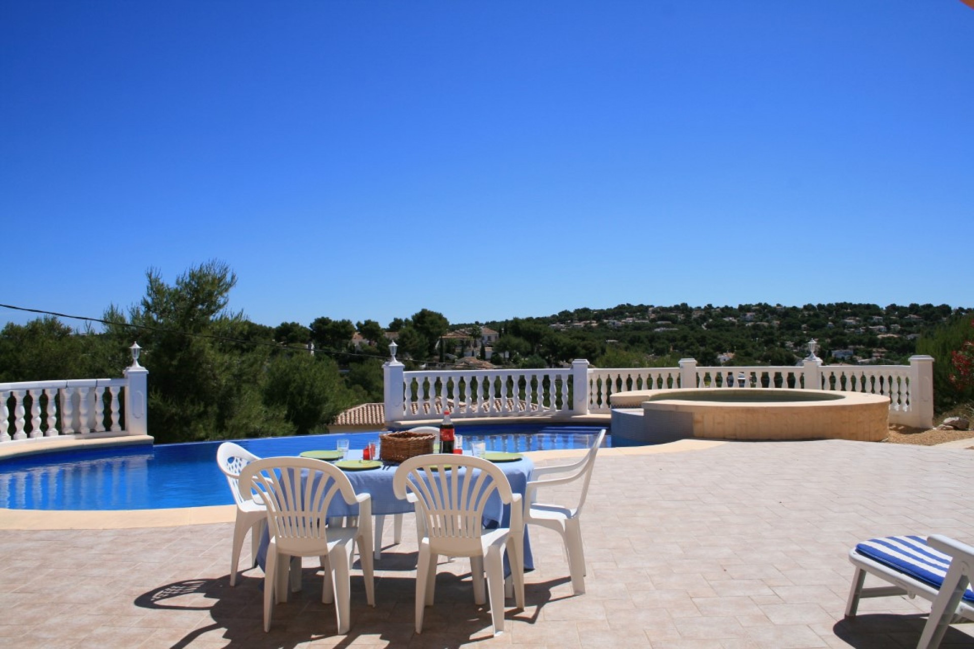 Resale - Villa -
Jávea - Balcon al Mar