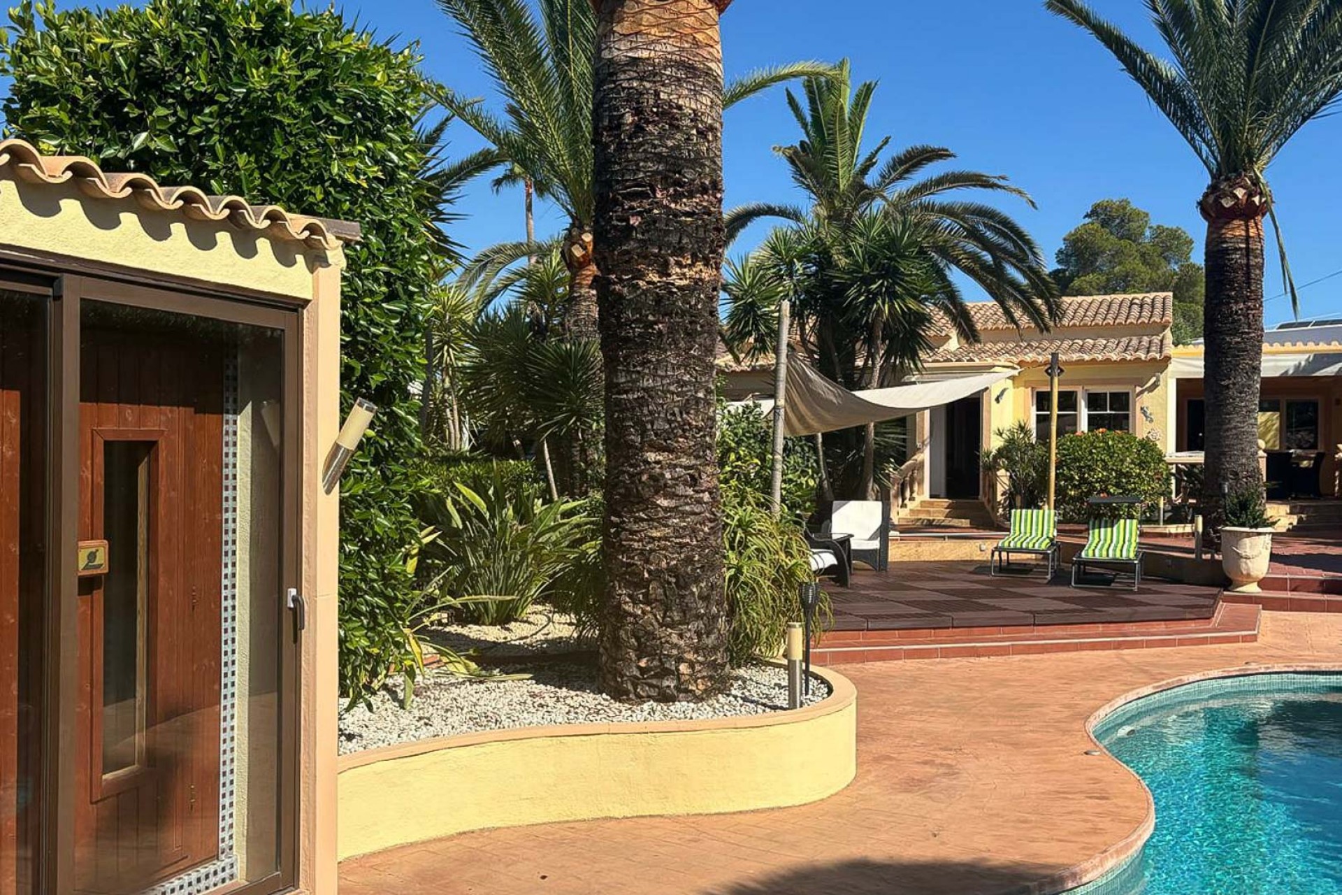 Resale - Villa -
Jávea - Costa Nova