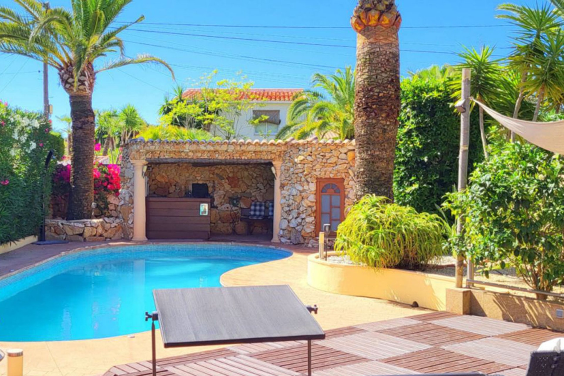 Resale - Villa -
Jávea - Costa Nova