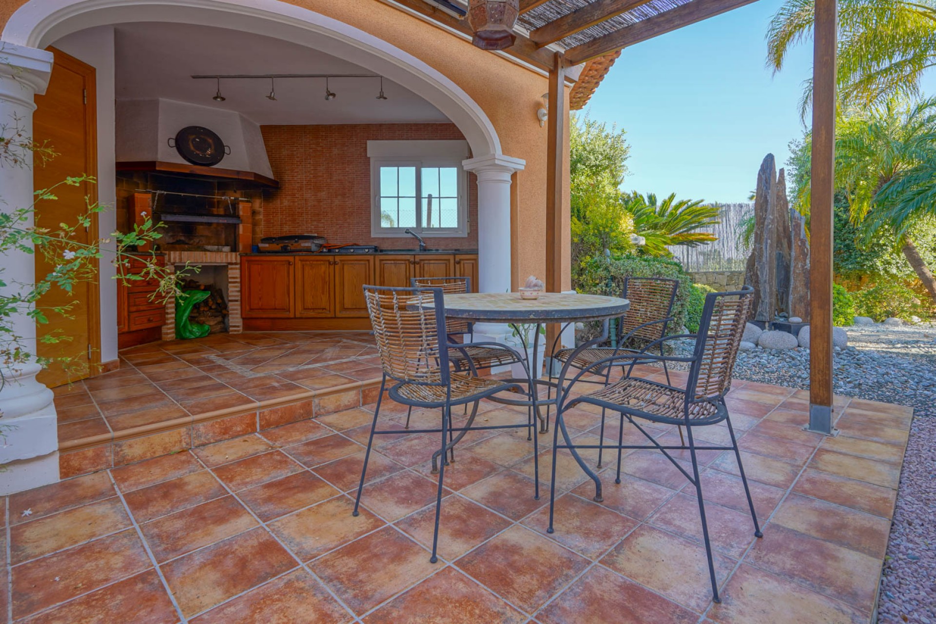 Resale - Villa -
Jávea - El Garroferal