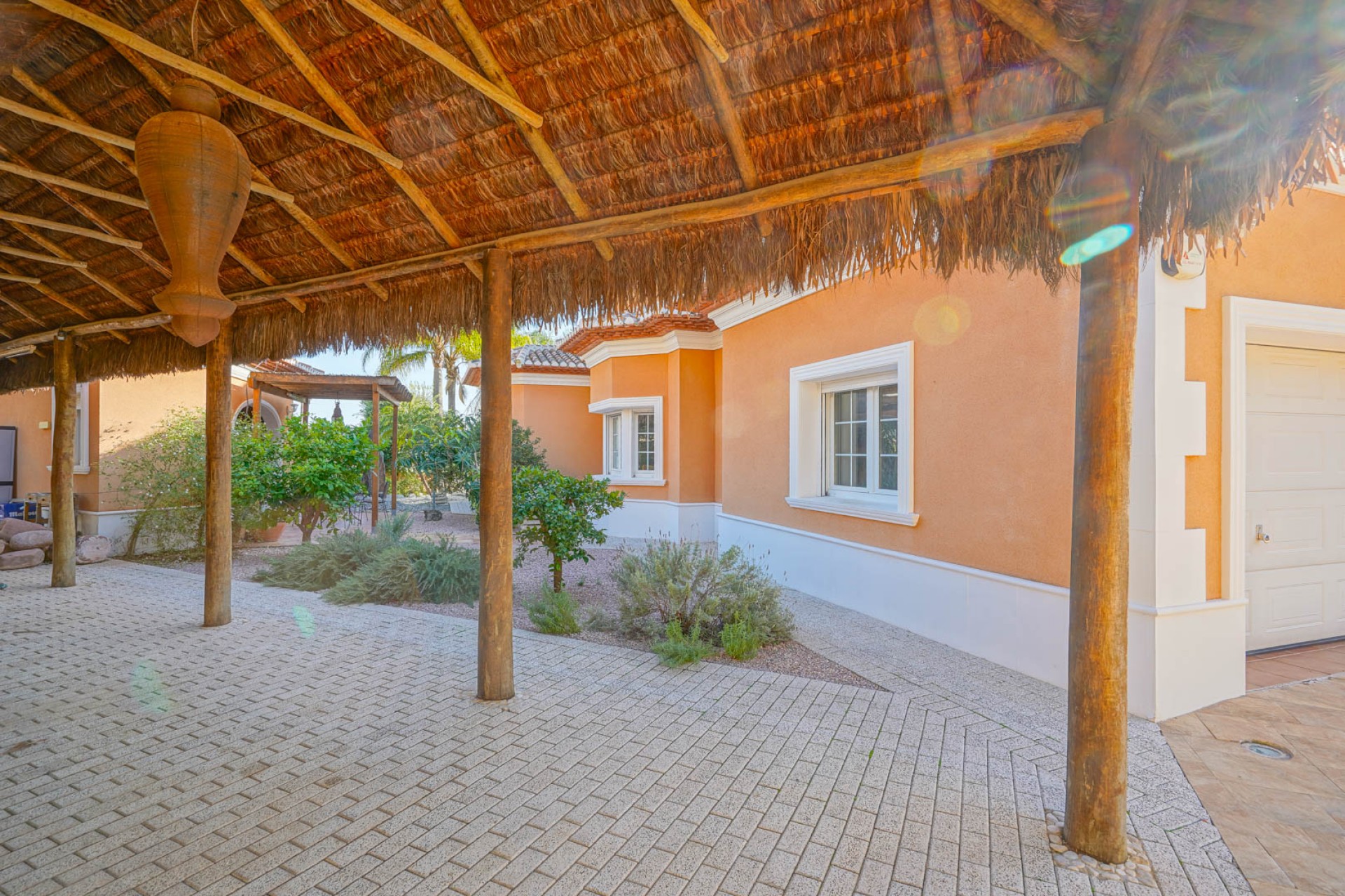 Resale - Villa -
Jávea - El Garroferal