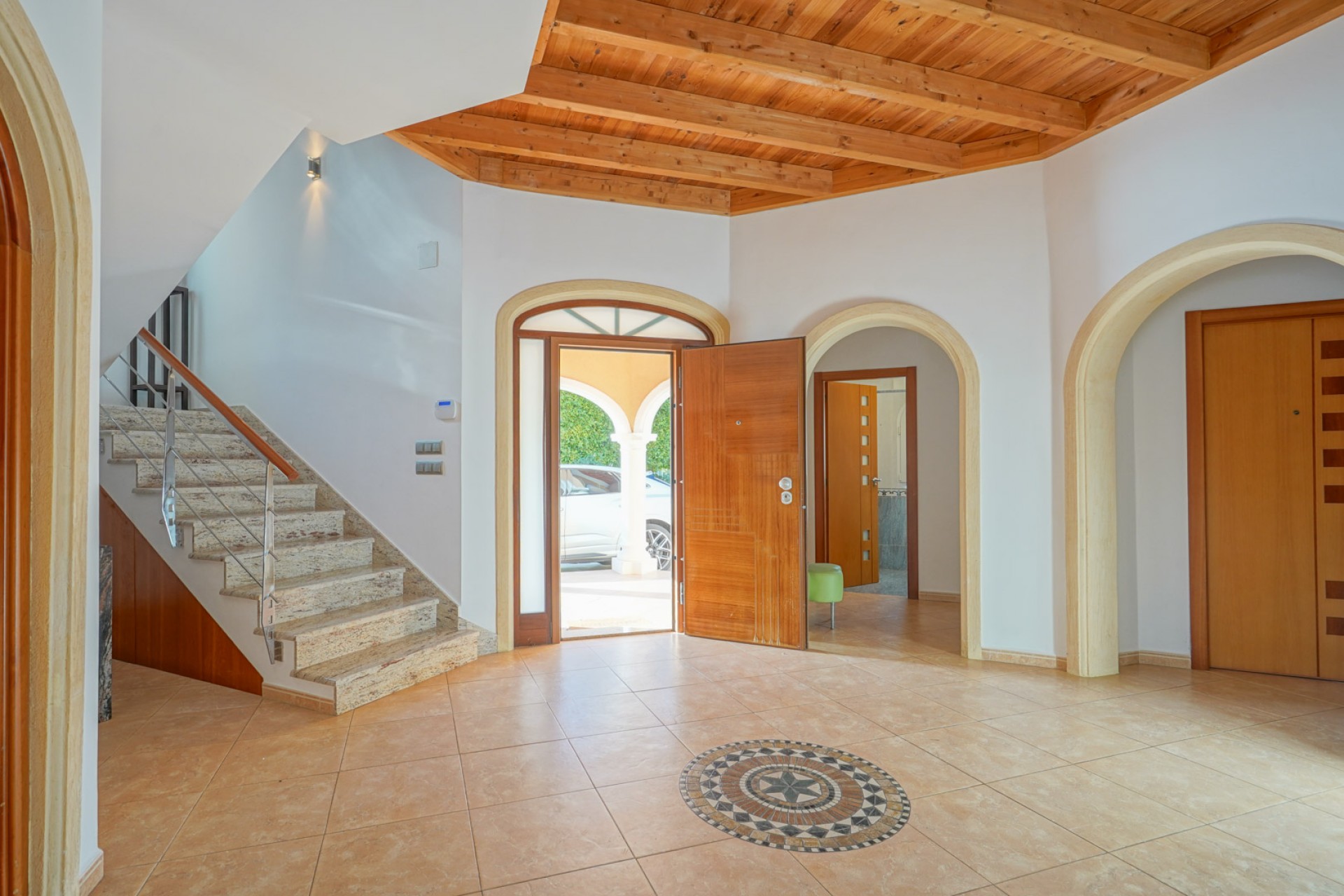 Resale - Villa -
Jávea - El Garroferal