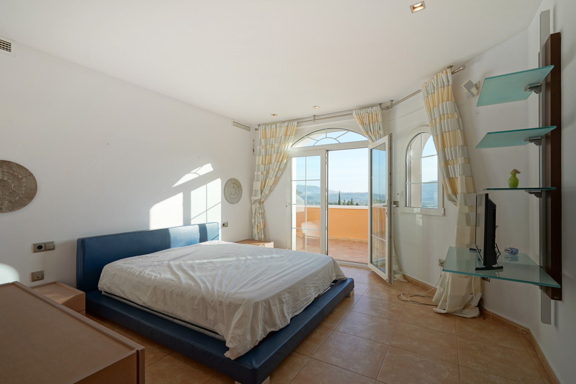 Resale - Villa -
Jávea - El Garroferal