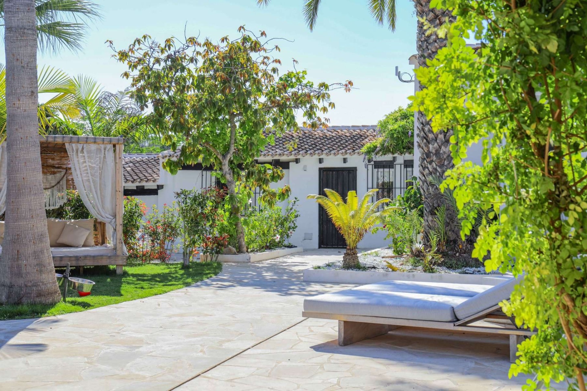 Resale - Villa -
Jávea - Jesús Pobre