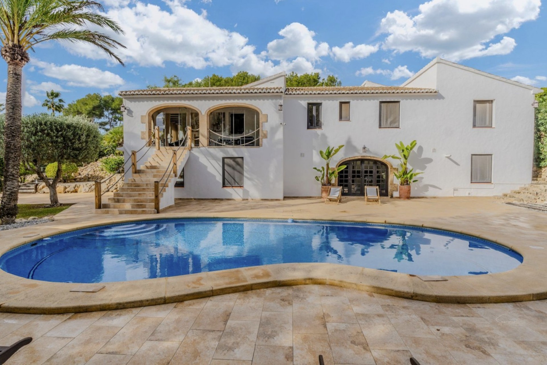 Resale - Villa -
Jávea - La Lluca