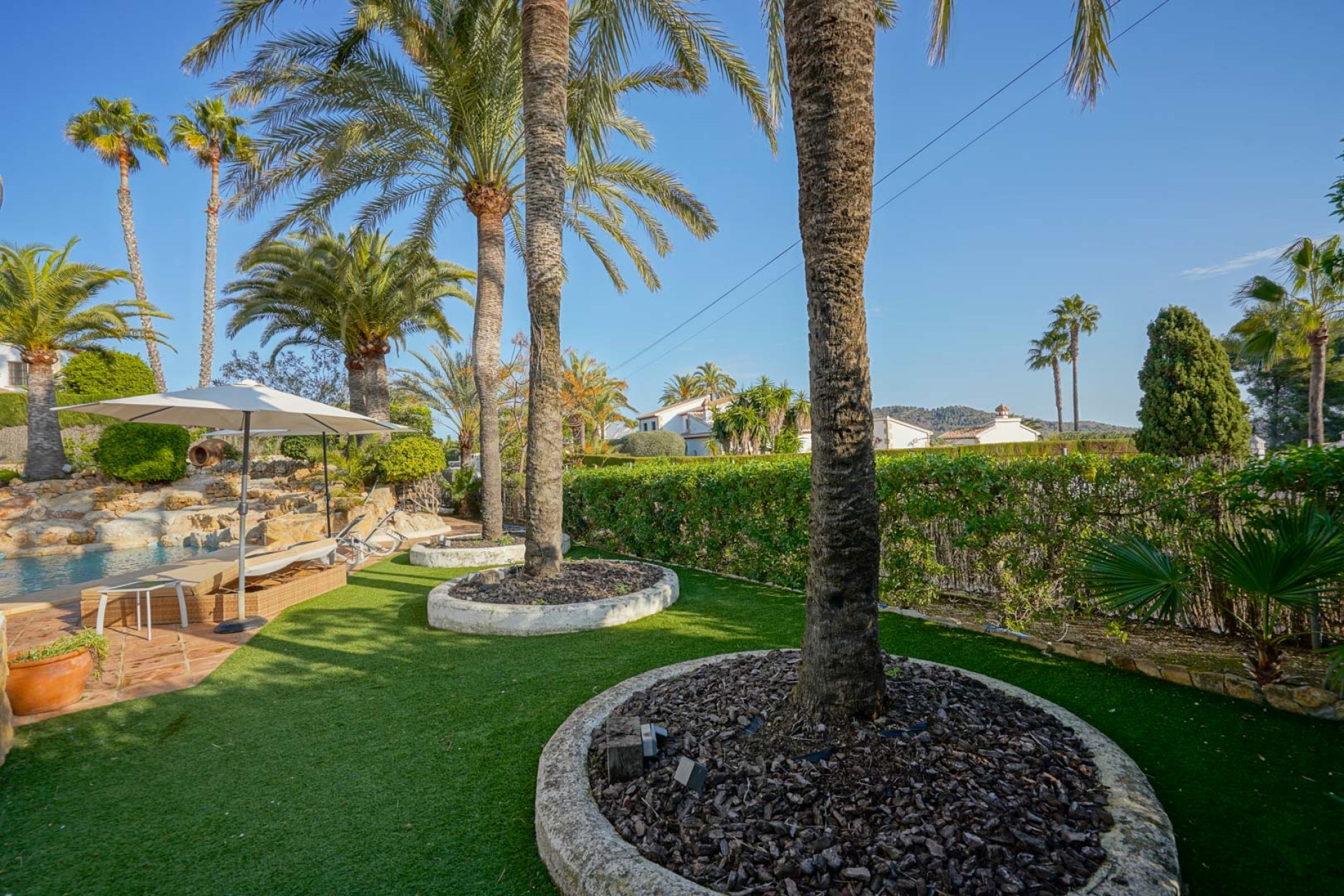 Resale - Villa -
Jávea - La Lluca