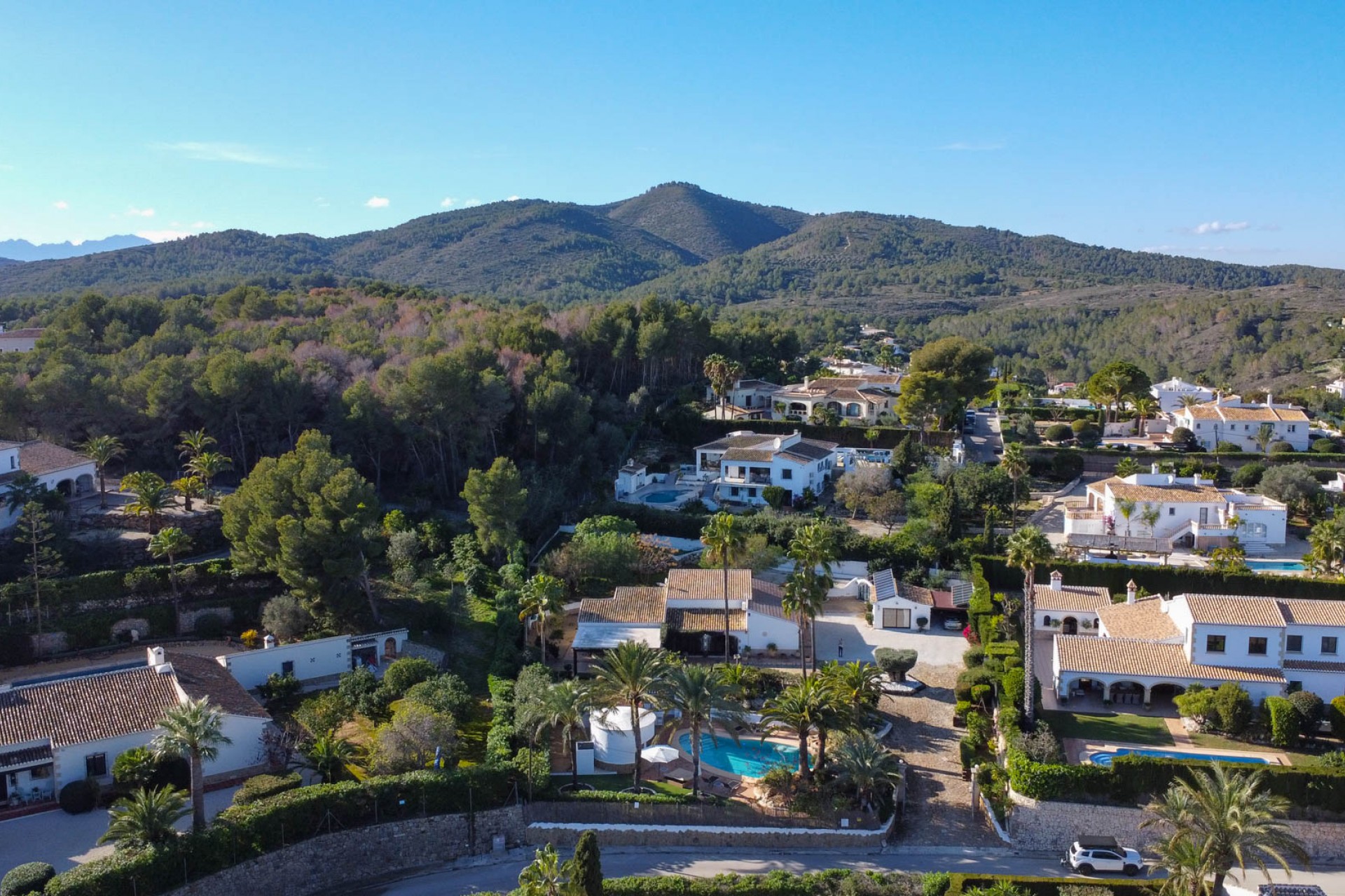 Resale - Villa -
Jávea - La Lluca