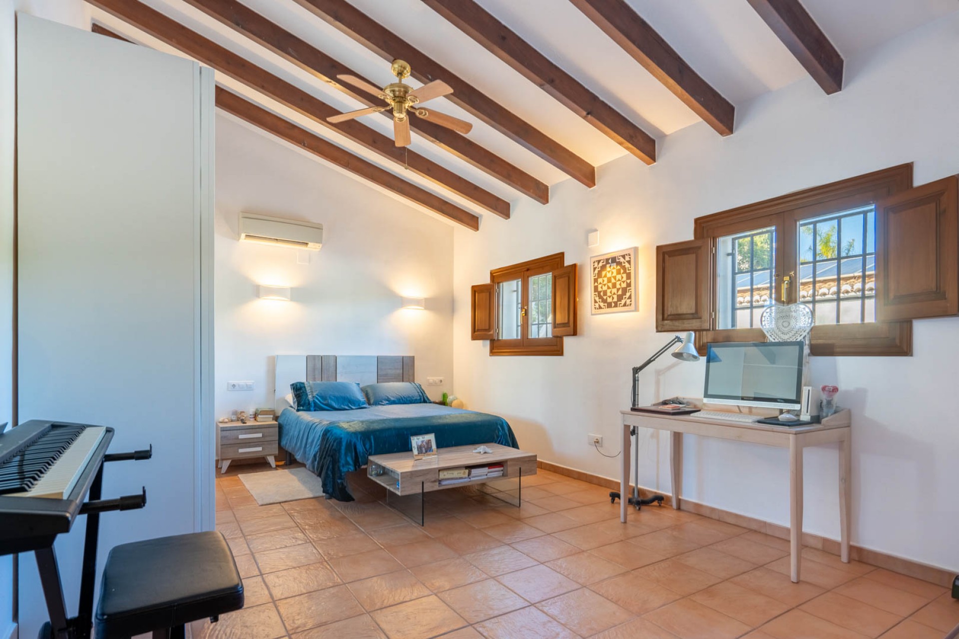 Resale - Villa -
Jávea - La Lluca