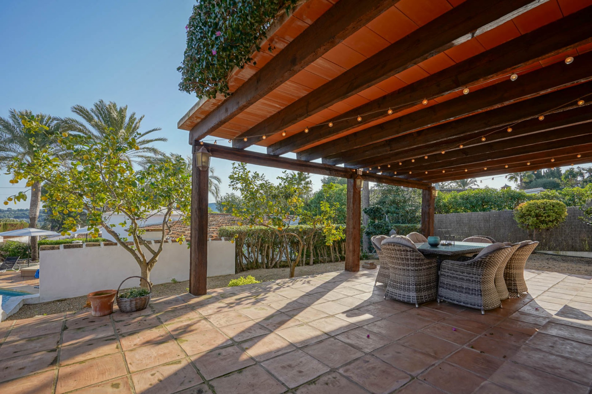 Resale - Villa -
Jávea - La Lluca